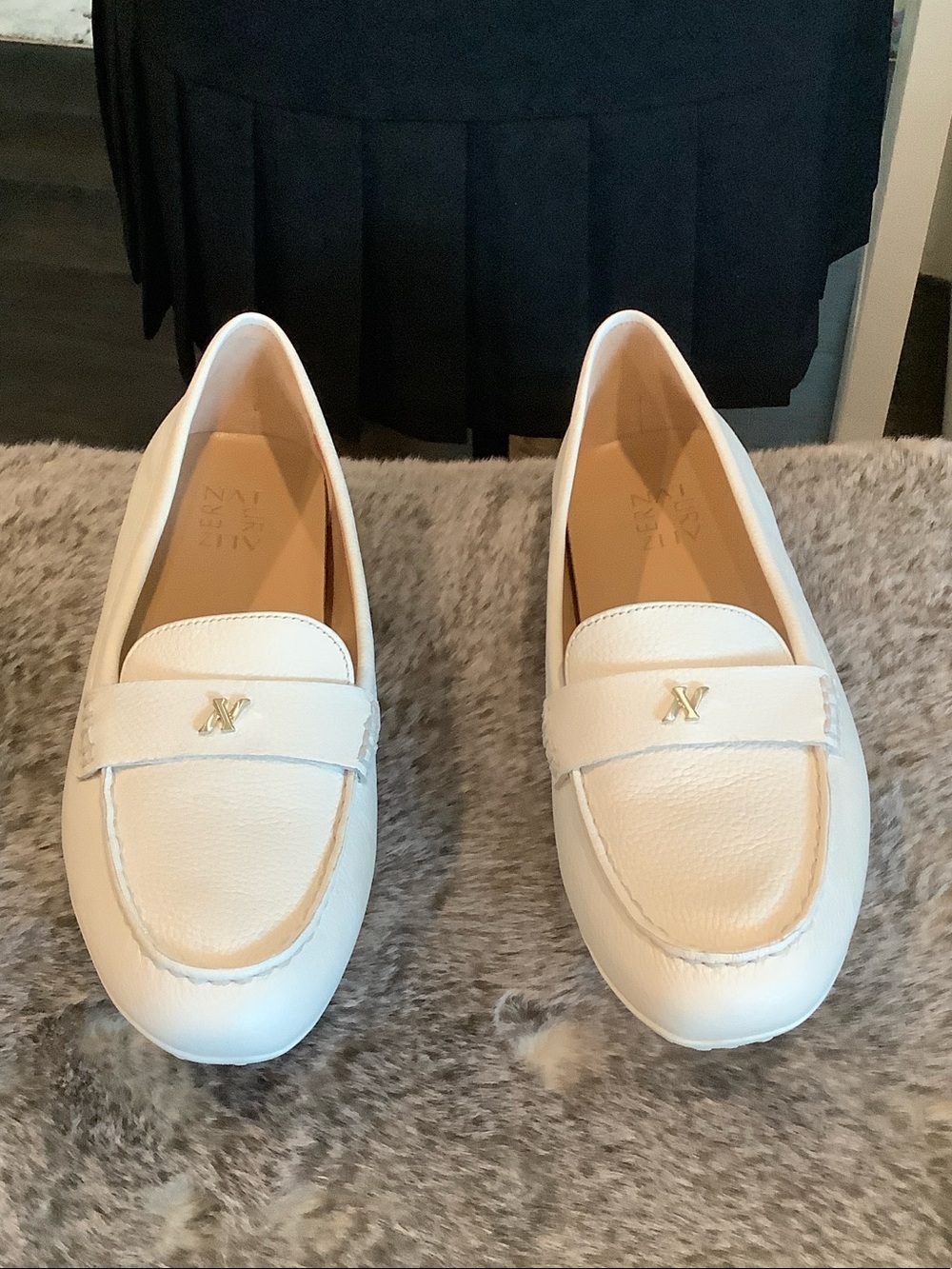 Naturalizer White Leather Penny Loafers with Gold Emblem